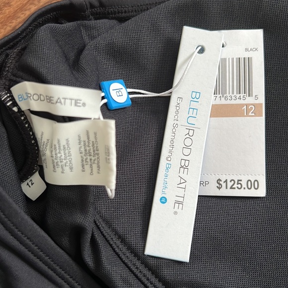 Bleu Rod Beattie Plunge Halter Twist One Piece - Picture 11 of 14